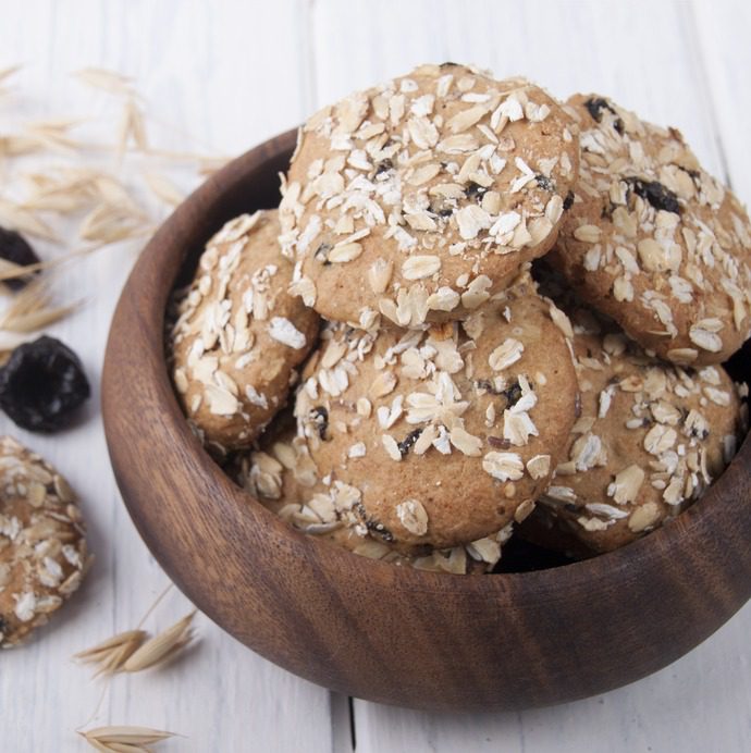 Chewy Prune and Oatmeal Cookie Recipe